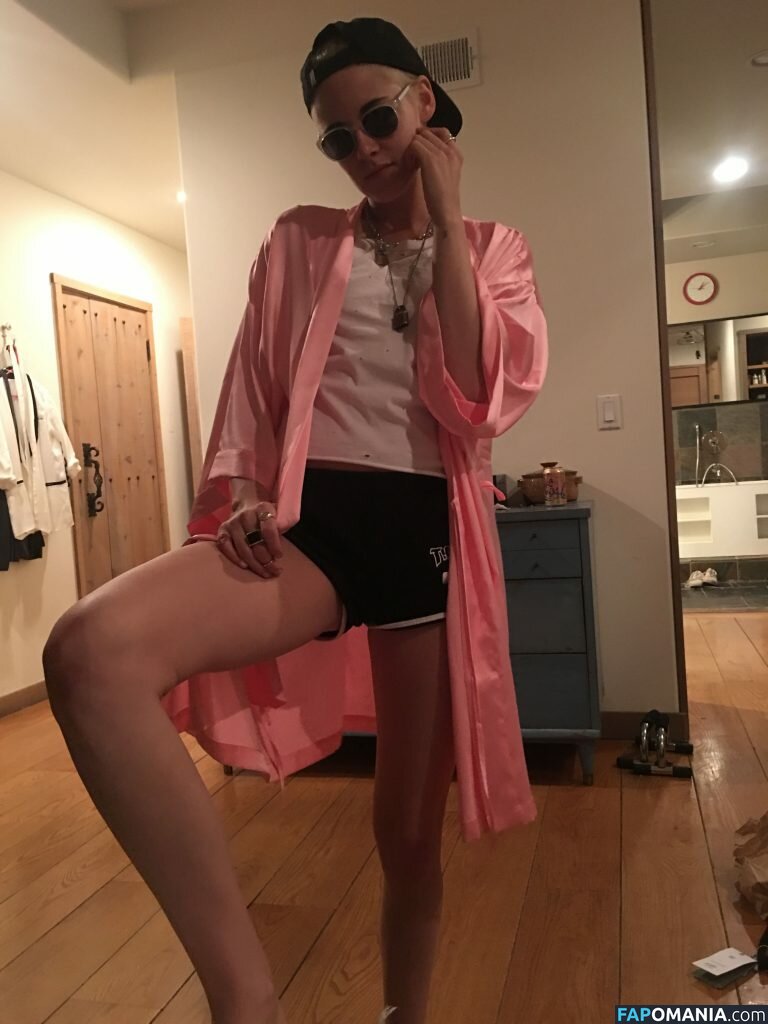 Kristen Stewart Naken Läckta Foto #327