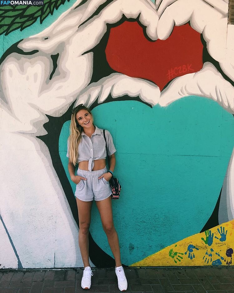 Kristie Mewis Naken Läckta Foto #9