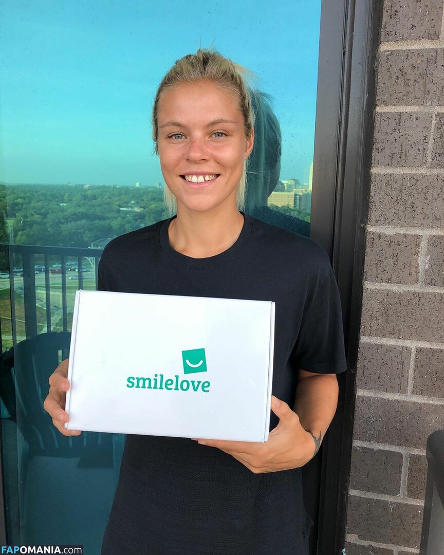 Kristie Mewis Naken Läckta Foto #29