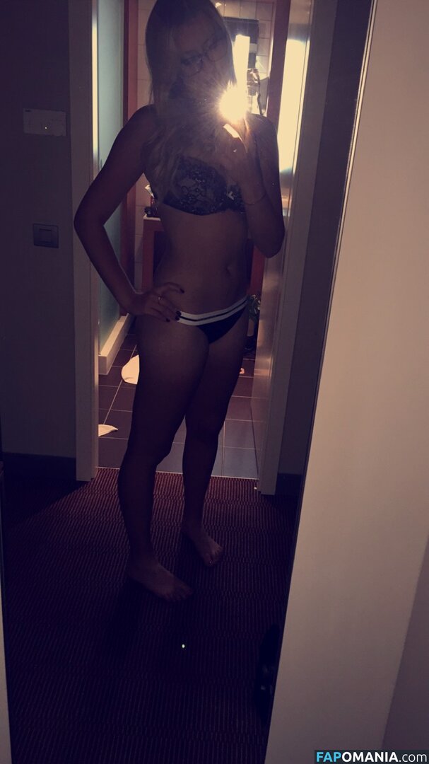 Kristina Mladenovic Naken Läckta Foto #15