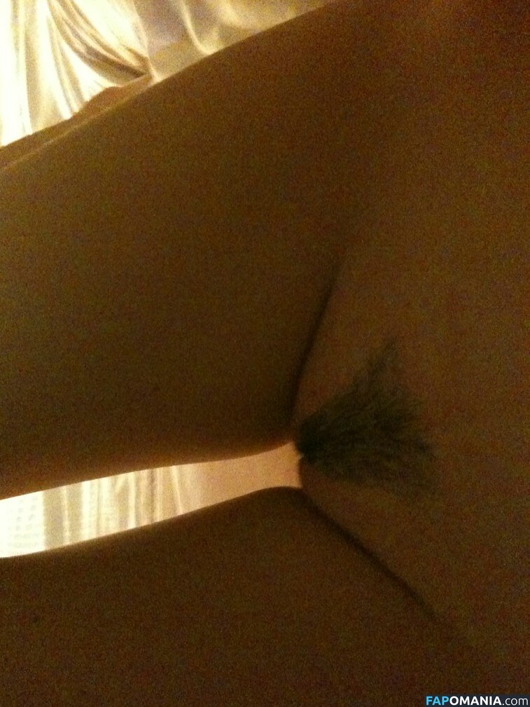 Krysten Ritter Naken Läckta Foto #1