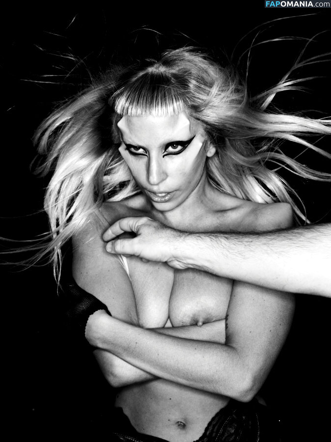 Lady Gaga Naken Läckta Foto #513