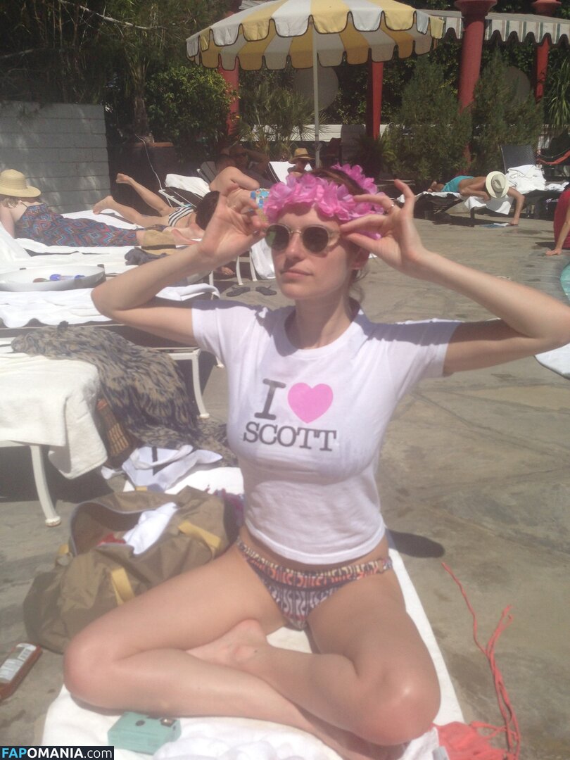 Lake Bell Naken Läckta Foto #20