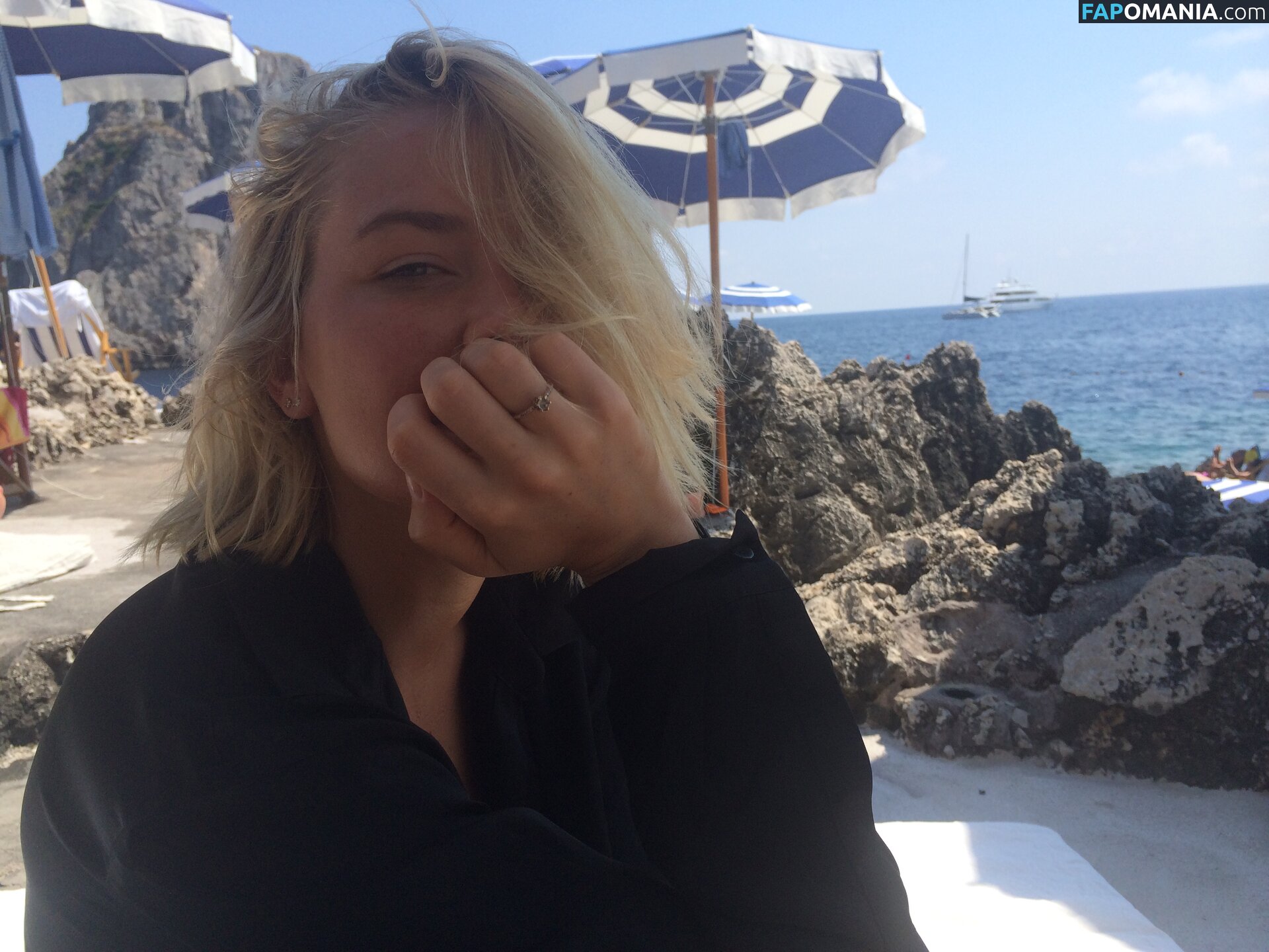 Lara Bingle Naken Läckta Foto #63