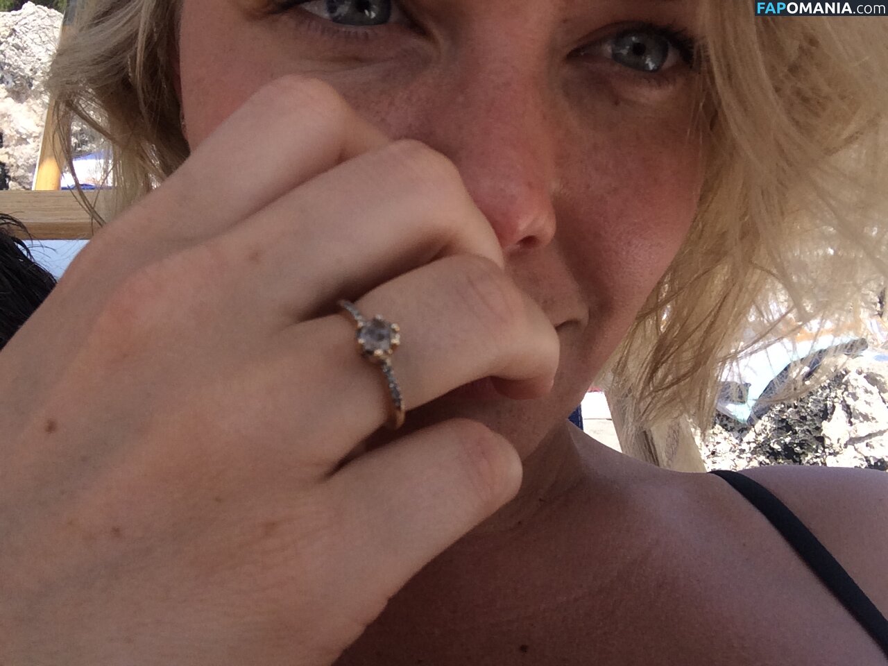 Lara Bingle Naken Läckta Foto #119