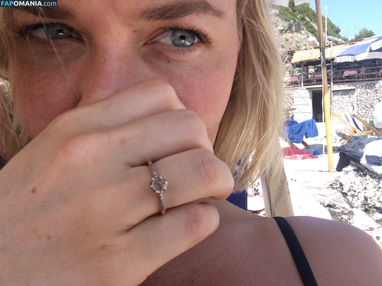 Lara Bingle Naken Läckta Foto #120