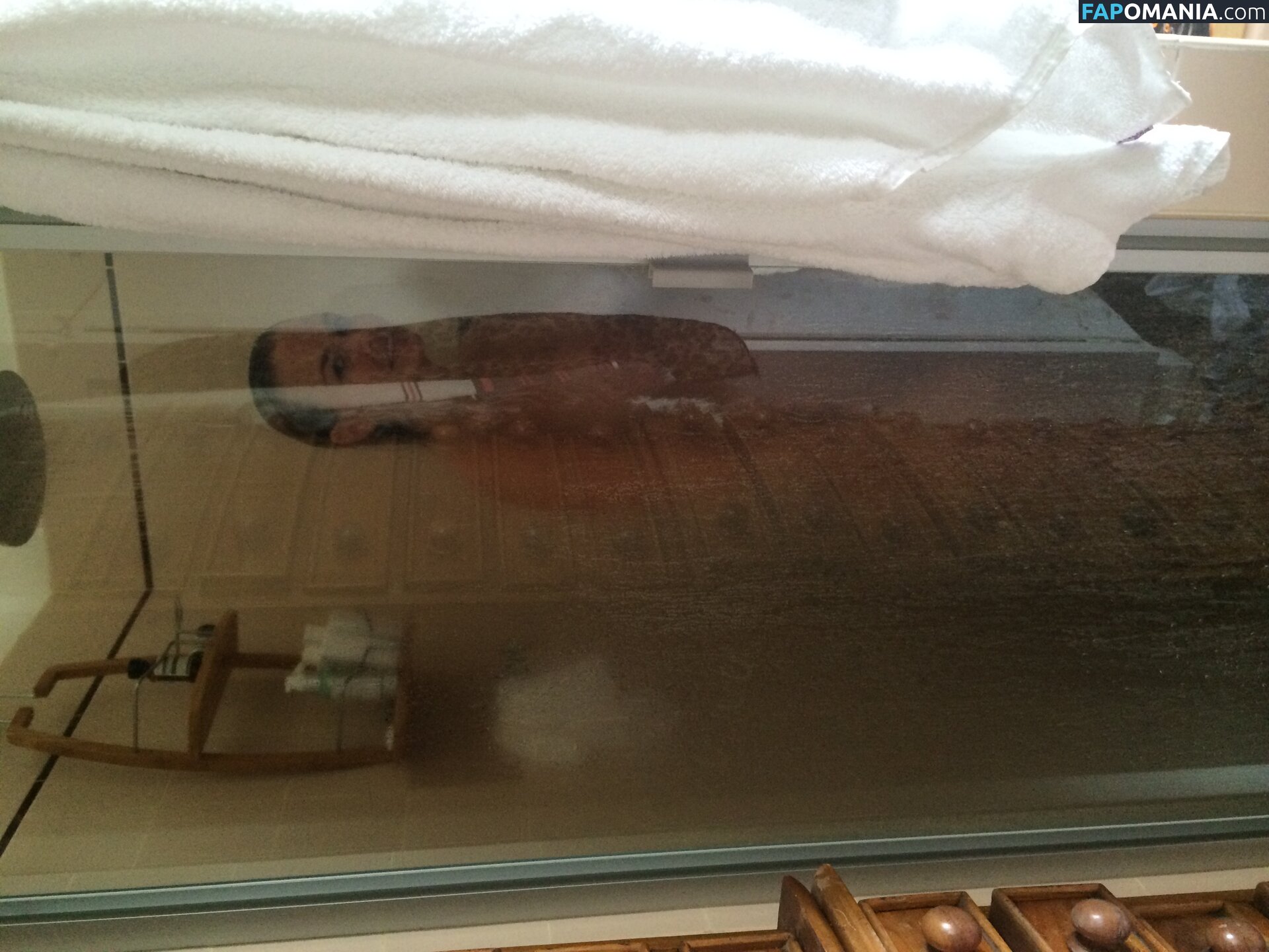 Lara Bingle Naken Läckta Foto #220