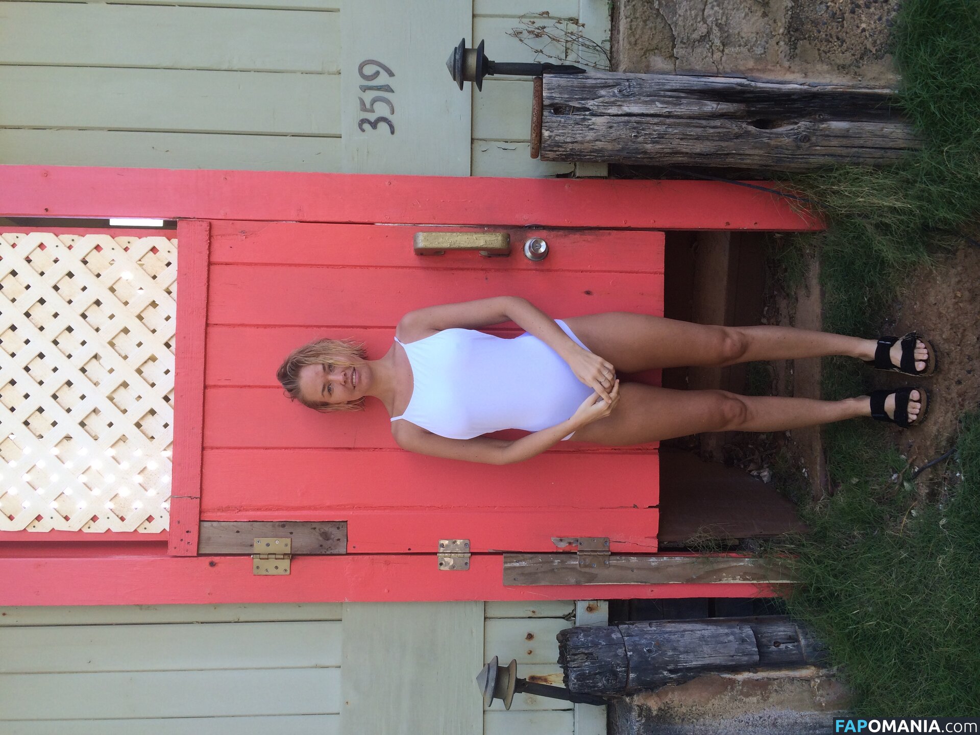 Lara Bingle Naken Läckta Foto #345