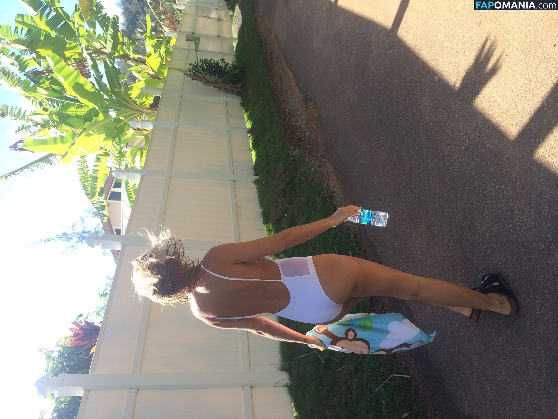 Lara Bingle Naken Läckta Foto #350