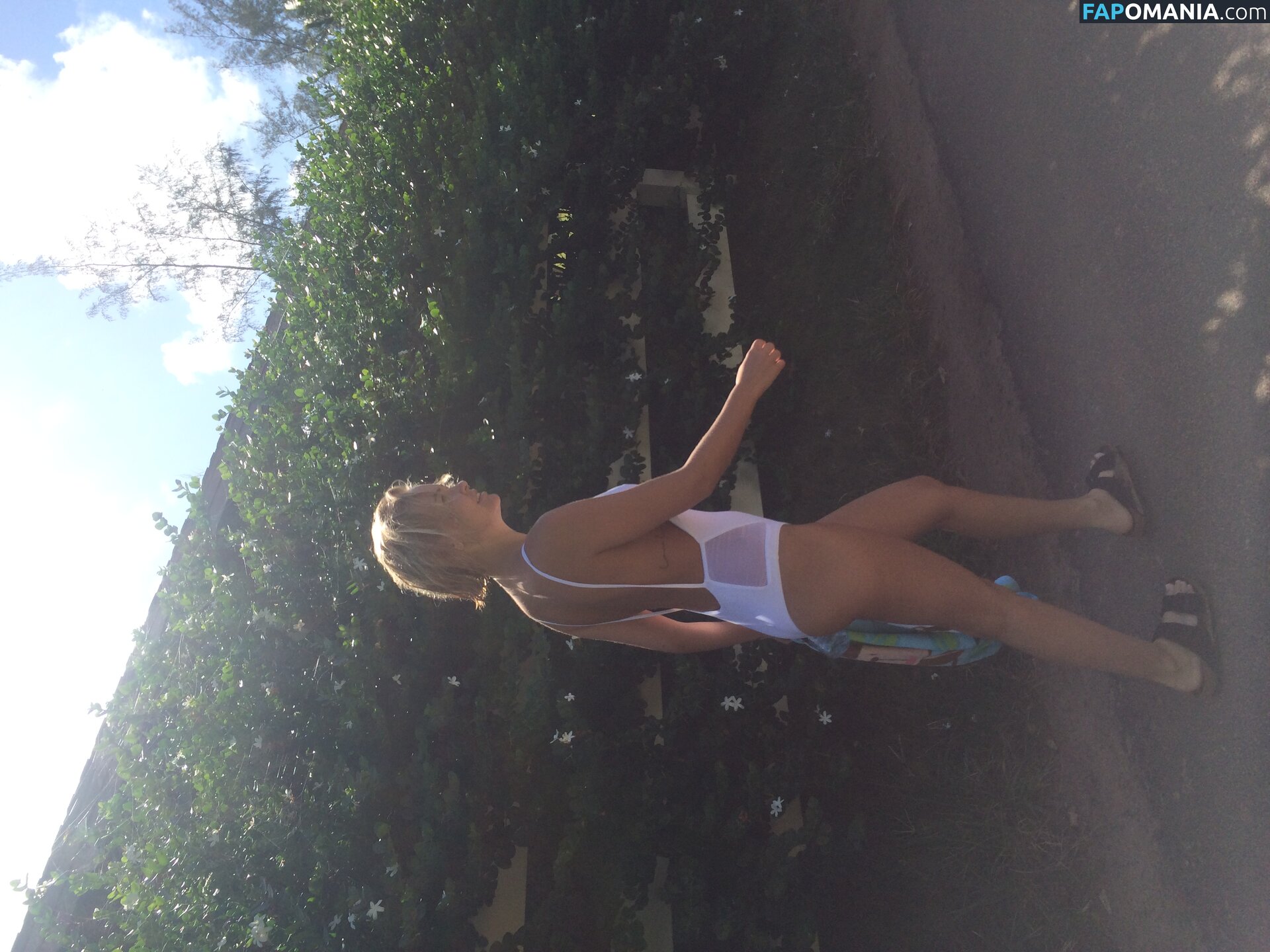 Lara Bingle Naken Läckta Foto #364