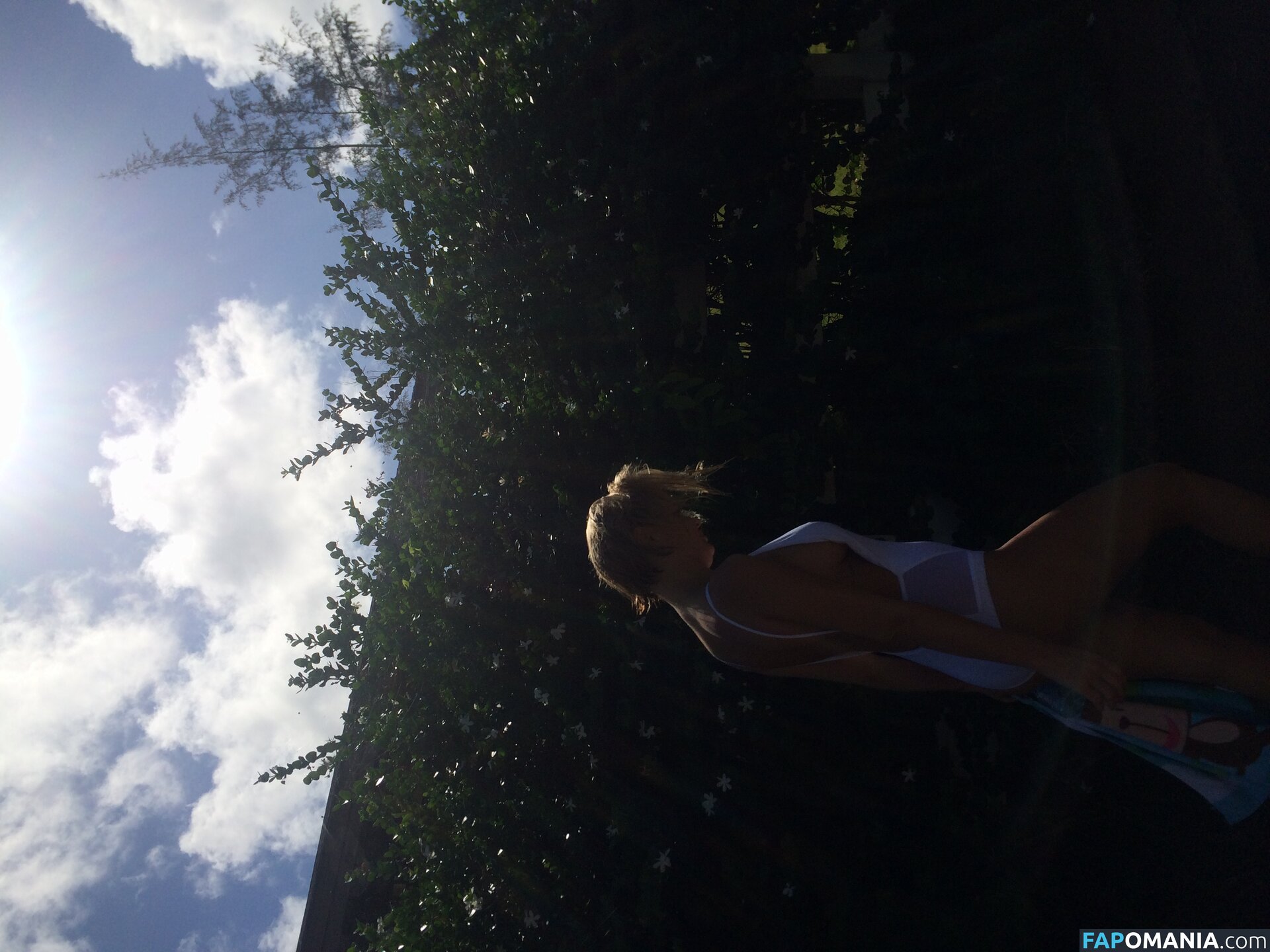 Lara Bingle Naken Läckta Foto #367