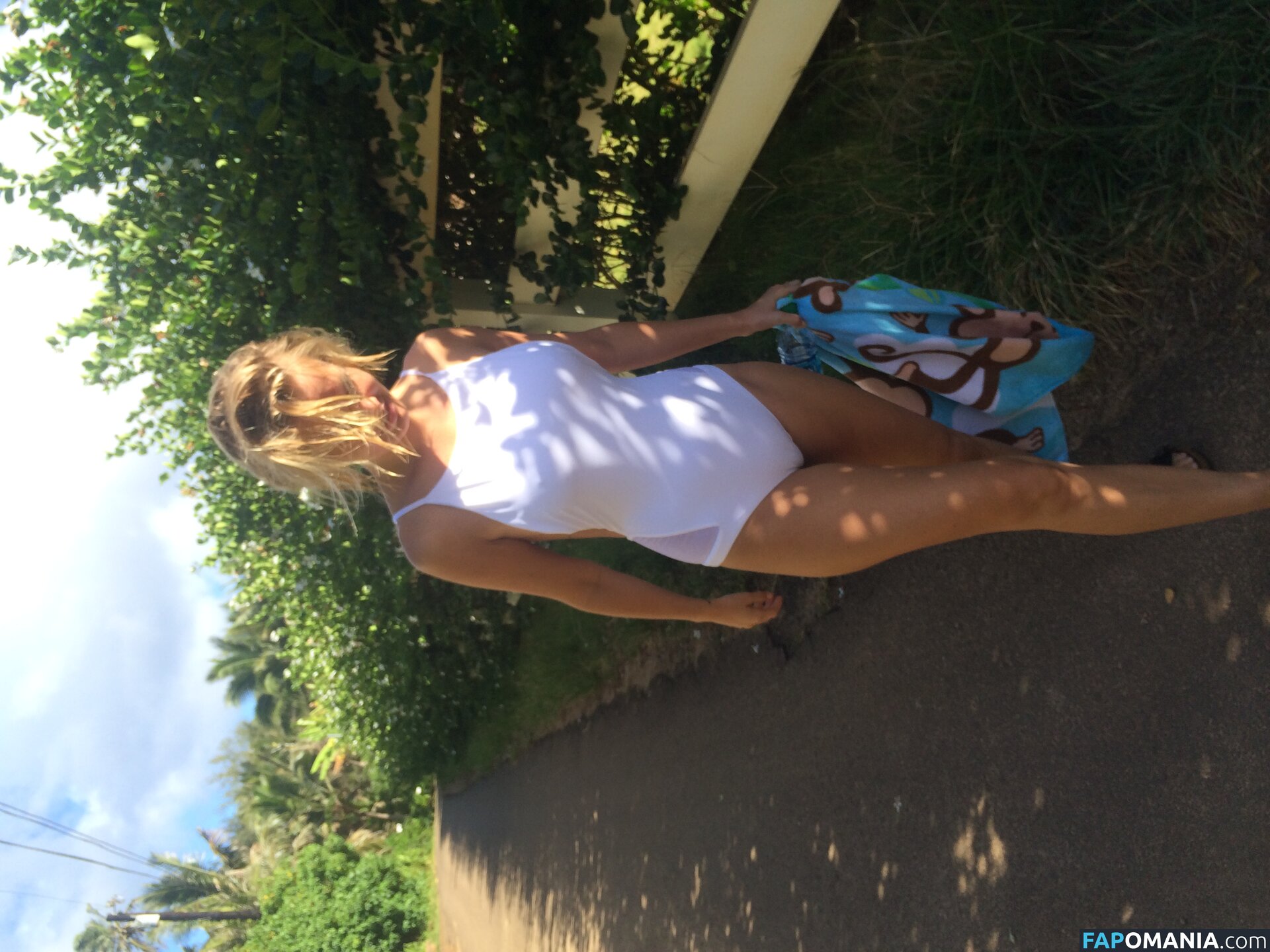 Lara Bingle Naken Läckta Foto #387