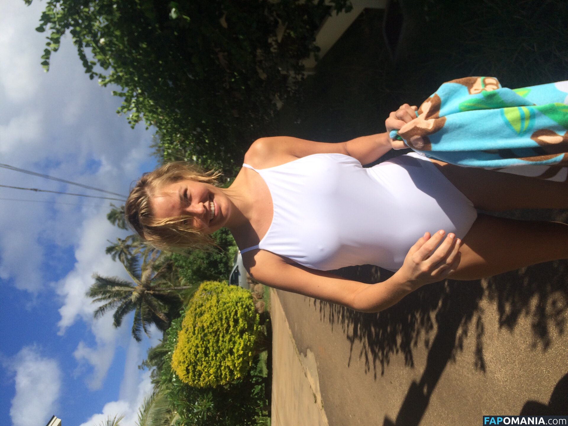 Lara Bingle Naken Läckta Foto #390