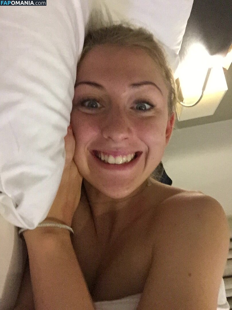 Laura Trott Naken Läckta Foto #7
