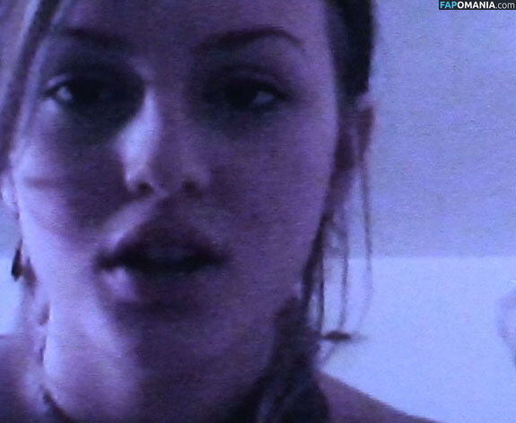 Leighton Meester Naken Läckta Foto #10