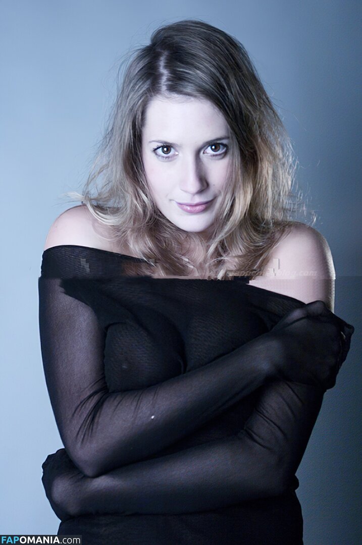 Lenka Zahradnicka Naken Läckta Foto #2