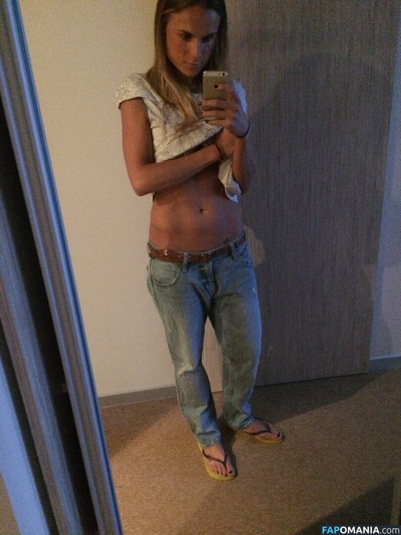 Lina Stanciute Naken Läckta Foto #9