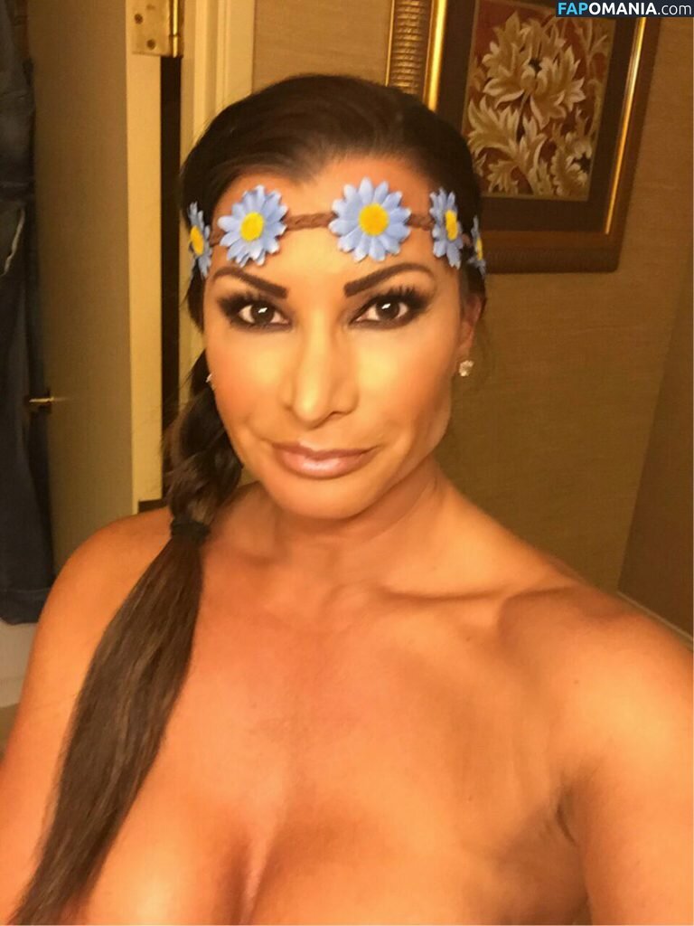 Lisa Marie Varon Naken Läckta Foto #21