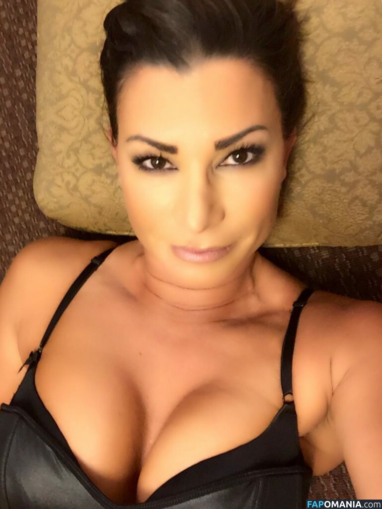 Lisa Marie Varon Naken Läckta Foto #60