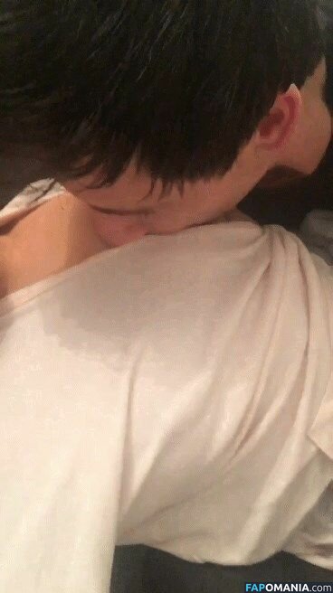 Lucy Fallon Naken Läckta Foto #5