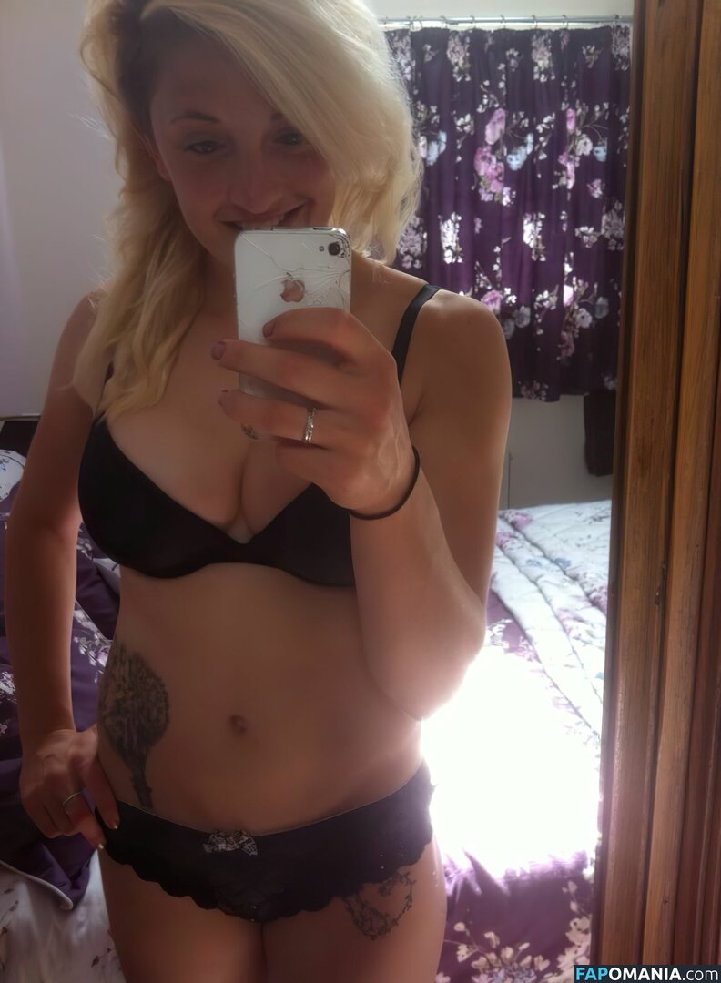 Lucy Hatton Naken Läckta Foto #55