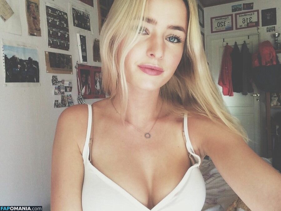Maiken Skoie Brustad Naken Läckta Foto #5