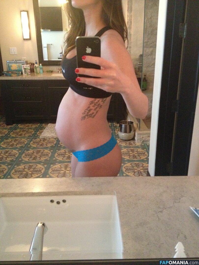 Megan Fox Naken Läckta Foto #17