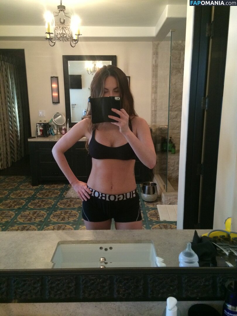 Megan Fox Naken Läckta Foto #23