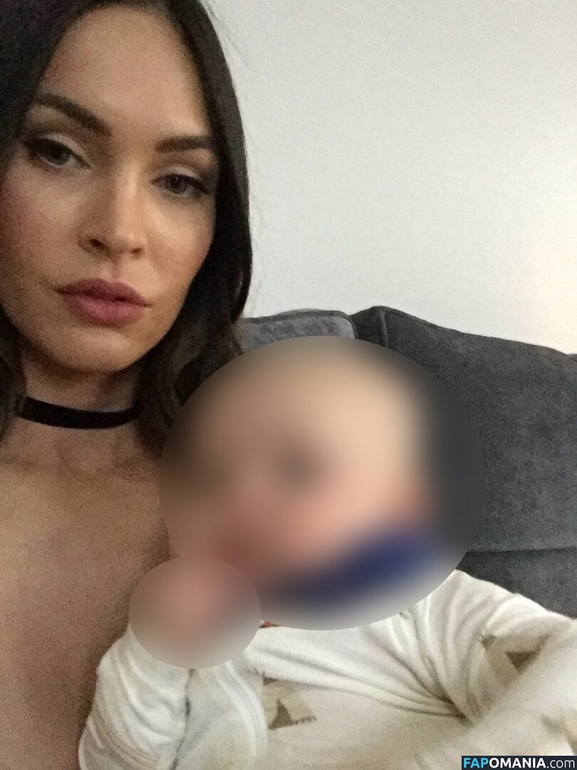 Megan Fox Naken Läckta Foto #47