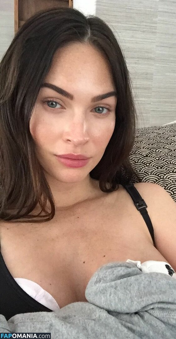 Megan Fox Naken Läckta Foto #48