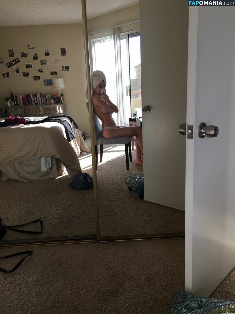 Mia Serafino Naken Läckta Foto #21