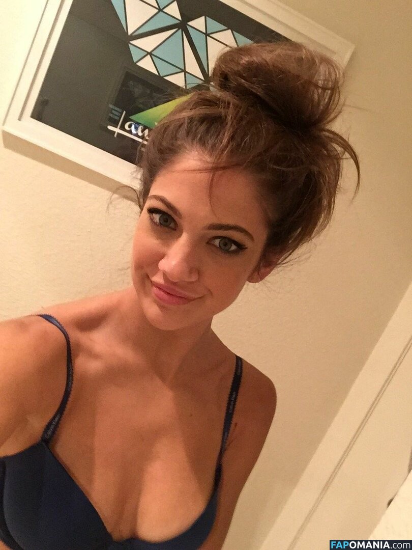 Mia Serafino Naken Läckta Foto #41
