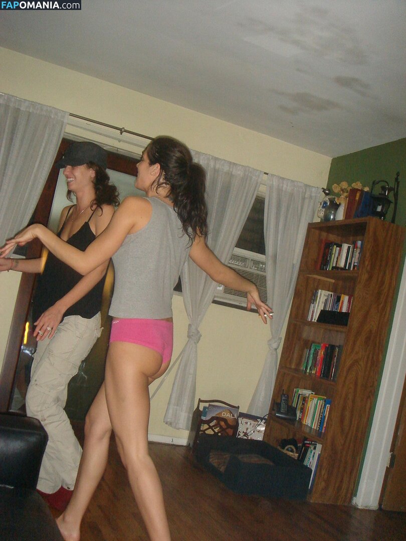 Michelle Borth Naken Läckta Foto #12