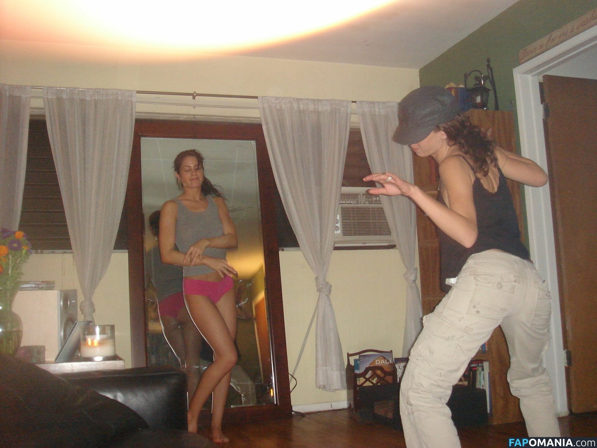Michelle Borth Naken Läckta Foto #21