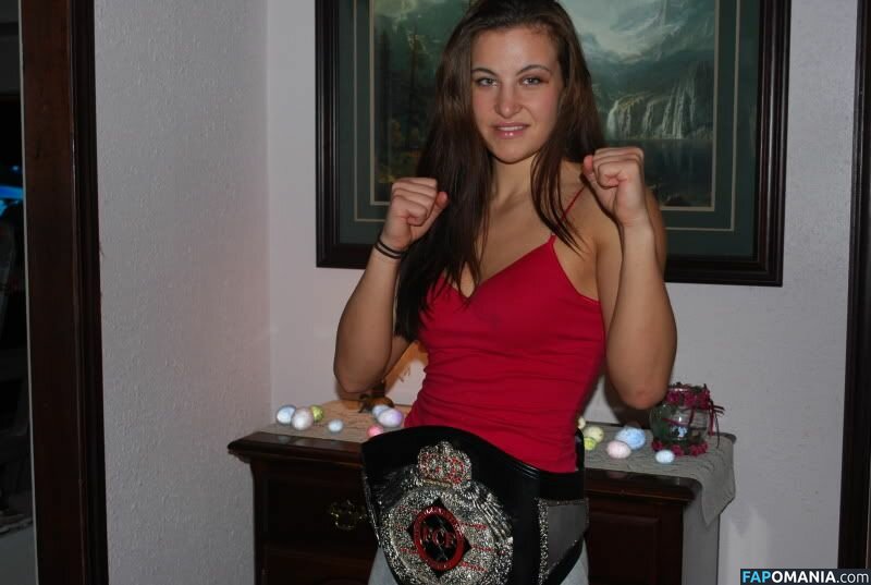 Miesha Tate Naken Läckta Foto #33