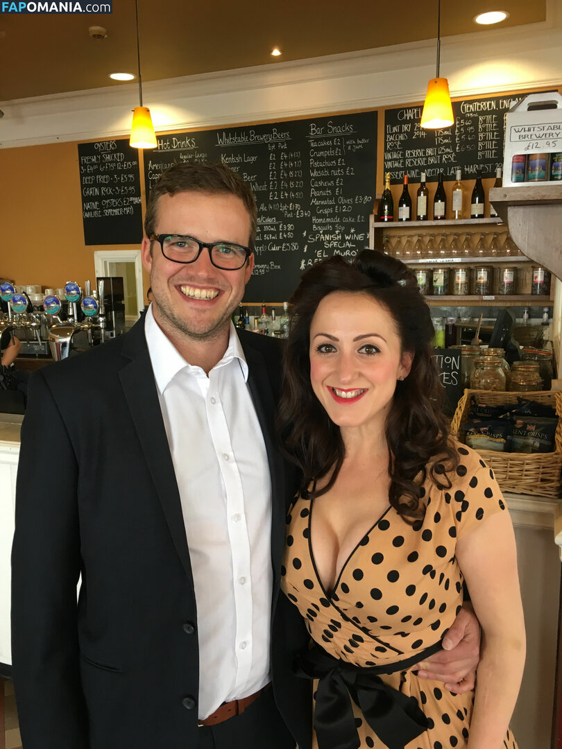Natalie Cassidy Naken Läckta Foto #3