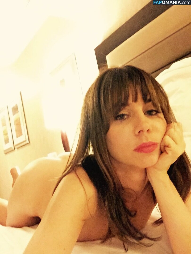Natasha Leggero Naken Läckta Foto #10