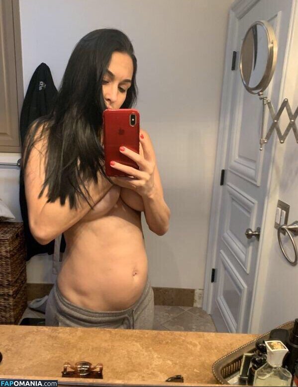 Nikki Bella Naken Läckta Foto #1