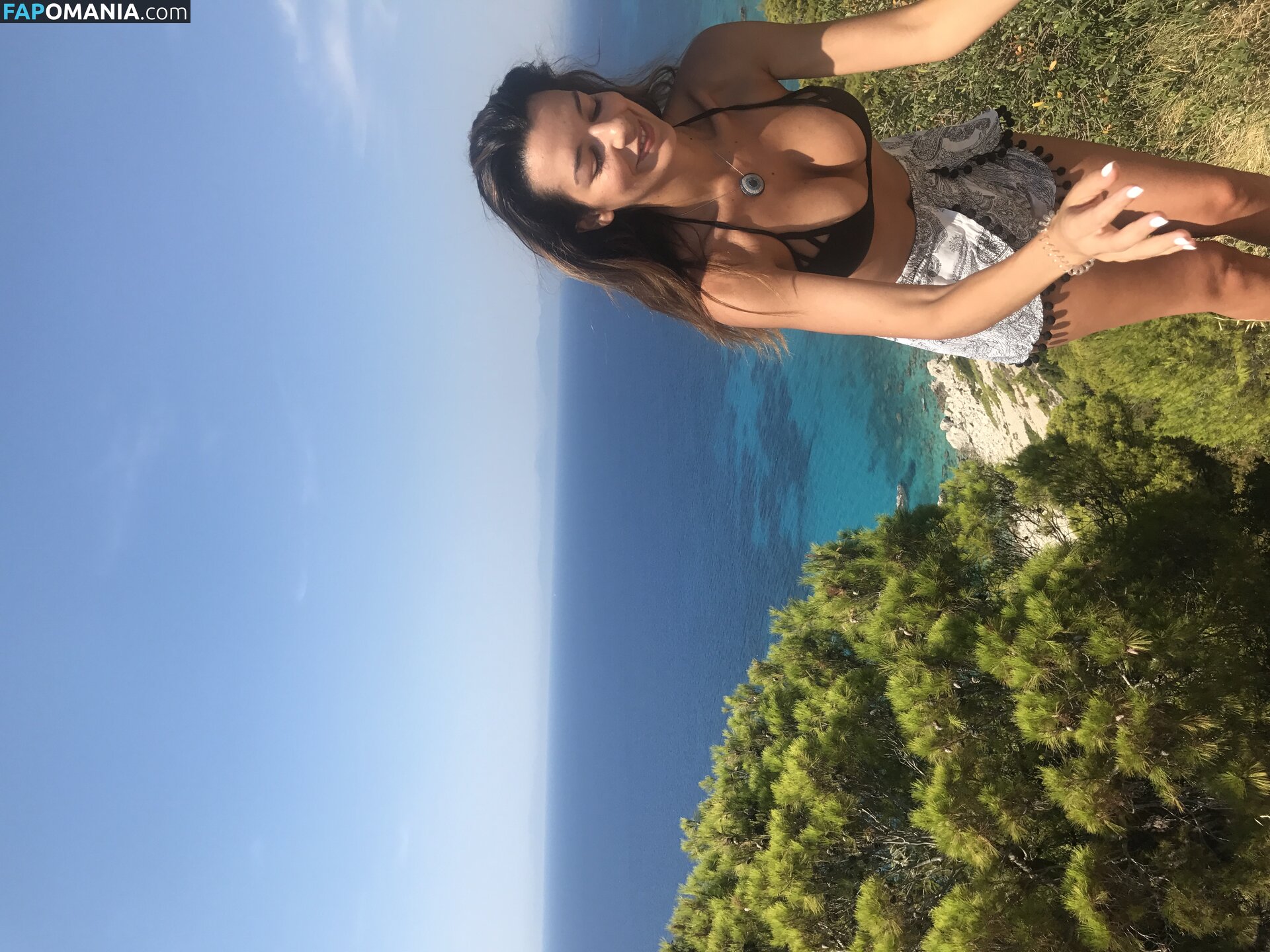 Nikoletta Ralli Naken Läckta Foto #114