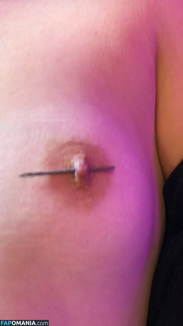 Noah Cyrus Naken Läckta Foto #5