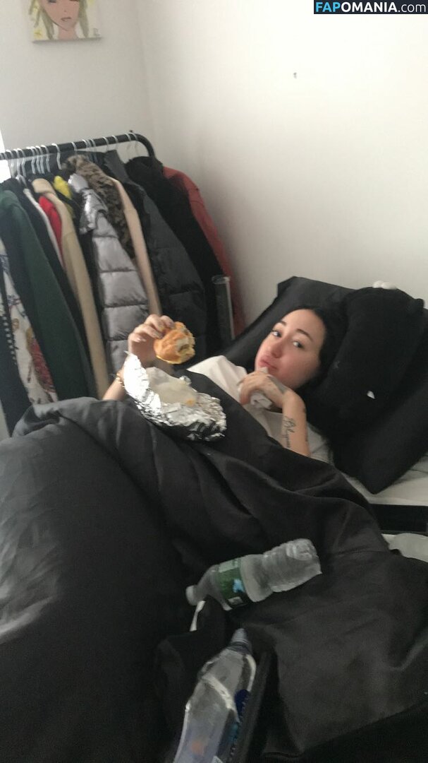 Noah Cyrus Naken Läckta Foto #55
