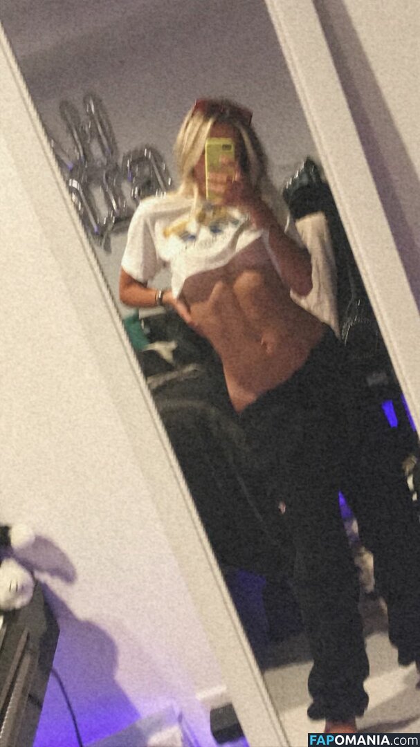 Noah Cyrus Naken Läckta Foto #104