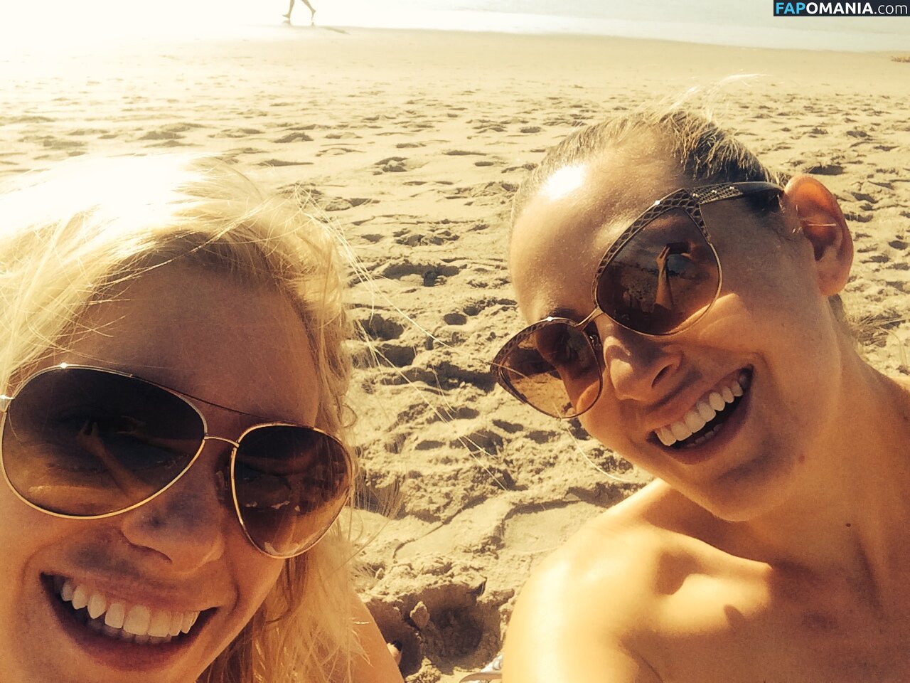 Olivia Lee Naken Läckta Foto #14