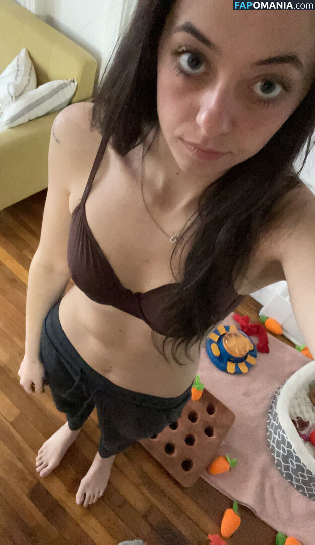 Olivia Tiedemann Naken Läckta Foto #1