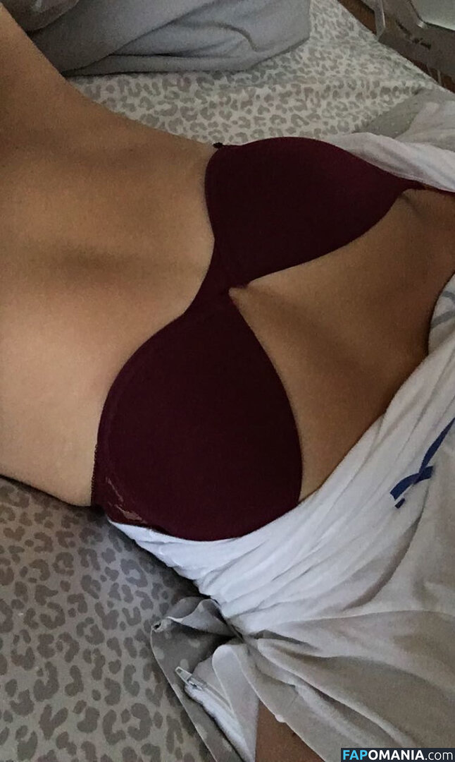 Olivia Tiedemann Naken Läckta Foto #8