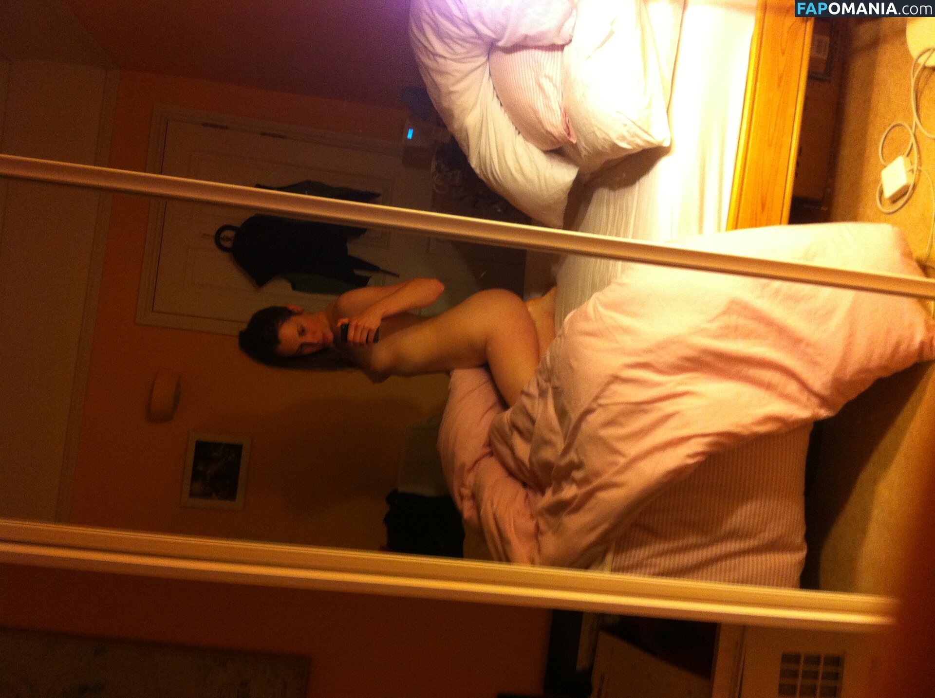 Rose Setten Naken Läckta Foto #97