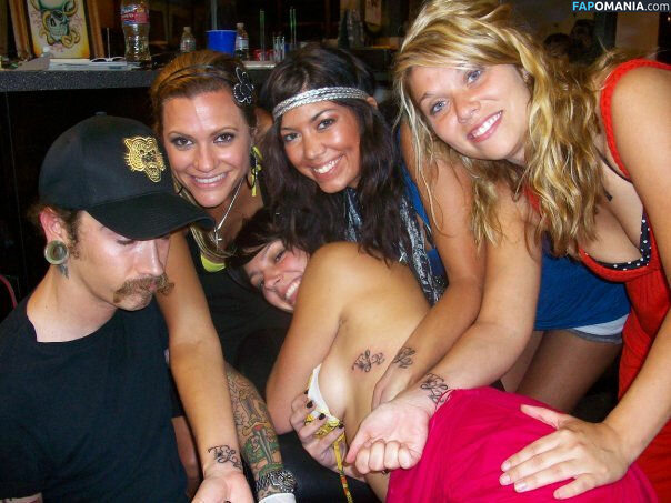 Sally Hager Naken Läckta Foto #5