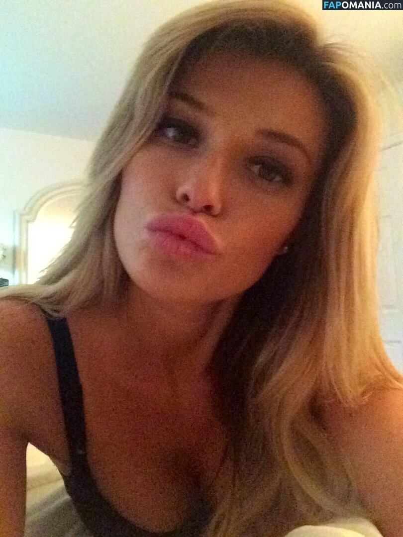 Samantha Hoopes Naken Läckta Foto #15