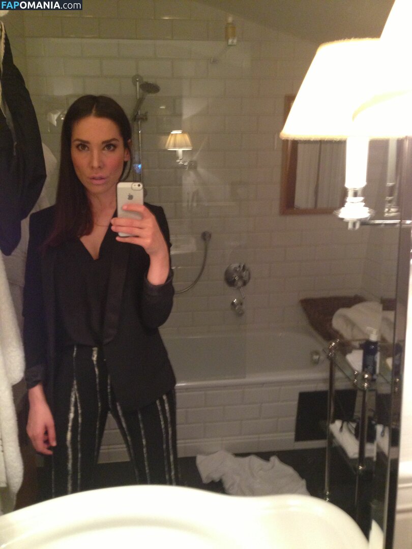 Sandra Ahrabian Naken Läckta Foto #15