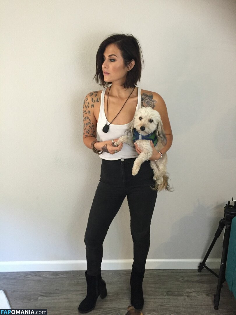 Scout Taylor Compton Naken Läckta Foto #34